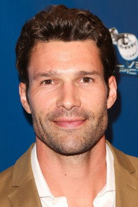 الممثل Aaron O'Connell