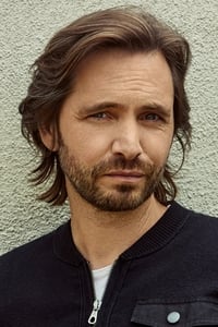الممثل Aaron Stanford