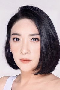 الممثل Achita Sikamana