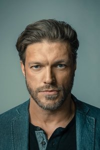 الممثل Adam Copeland