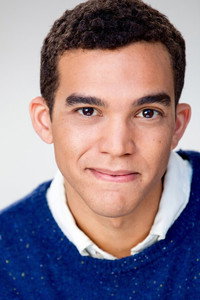 الممثل Adam Faison