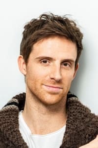 الممثل Adam Hurtig