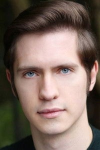 الممثل Adam James Johnston