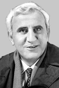 الممثل Adolfo Celi