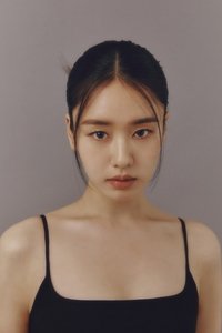 الممثل Ahn Eun-jin