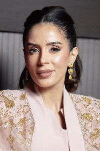 الممثل Aisha Kay