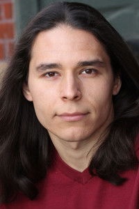 الممثل Ajuawak Kapashesit