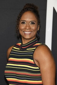 المخرج Akela Cooper