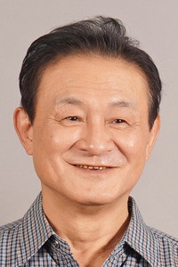 الممثل Akio Chen