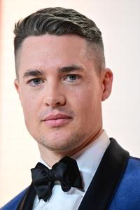 الممثل Alexander Dreymon