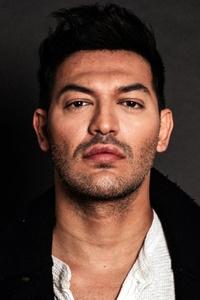 الممثل Alexander Wraith