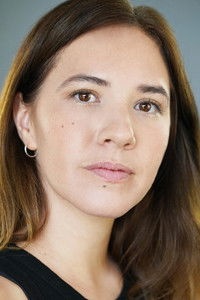 المخرج Alexandra Swarens