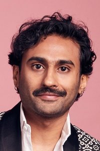 الممثل Ali Junejo