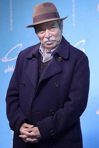 الممثل Ali Nasirian