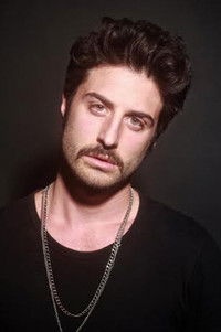 الممثل Alican Barlas