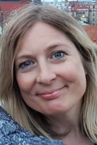 المخرج Alice Troughton