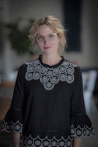 المخرج Amy Scott