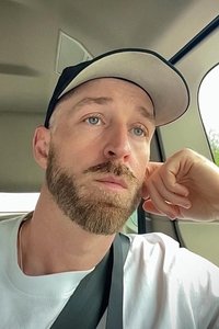 المخرج Andrew Gaynord