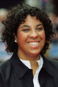 المخرج Angela Robinson
