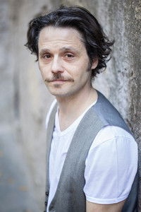 الممثل Angelo Pisani