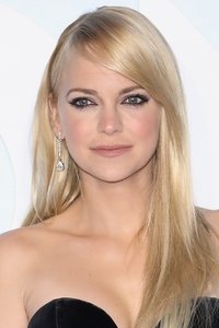 الممثل Anna Faris