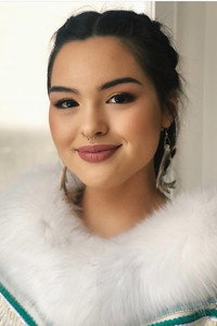 الممثل Anna Lambe