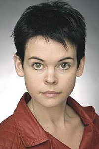 الممثل Anna Tolputt