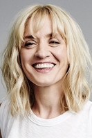 الممثل Anne-Marie Duff