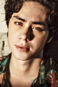 الممثل Anthony Jennings