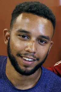 الممثل Anthony Sadler