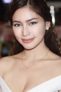 الممثل Apple Dy