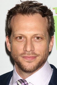 المخرج Ari Sandel