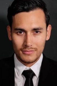 الممثل Arifin Putra