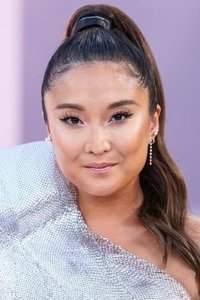 الممثل Ashley Park