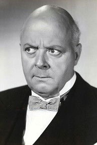 الممثل Aubrey Mather