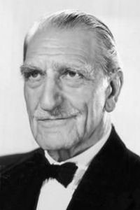 الممثل Aubrey Smith