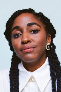 الممثل Ayo Edebiri