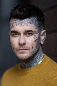 الممثل Baz Black