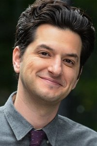 الممثل Ben Schwartz