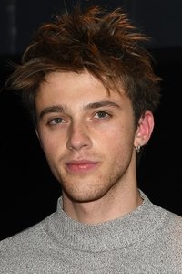 الممثل Benjamin Voisin