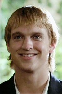 الممثل Bernie Coulson