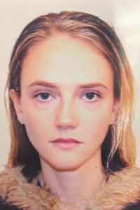 الممثل Betsey Brown