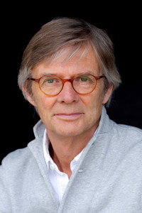 المخرج Bille August