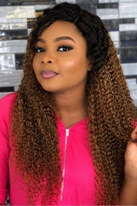 الممثل Bimbo Ademoye