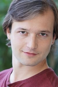 الممثل Brandon Lessard