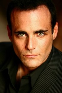 الممثل Brian Bloom