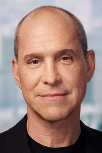 المخرج Brian Robbins