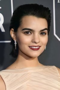 الممثل Brianna Hildebrand