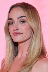 الممثل Brianne Howey