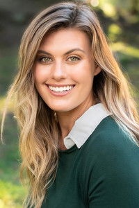 الممثل Brittany Carel